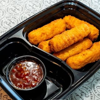 Mozzarella Sticks with French Fries (Half Tray)